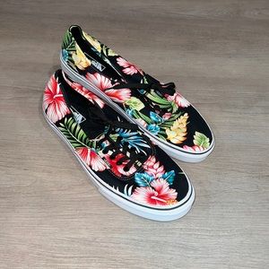 Never worn! Vans Size 13